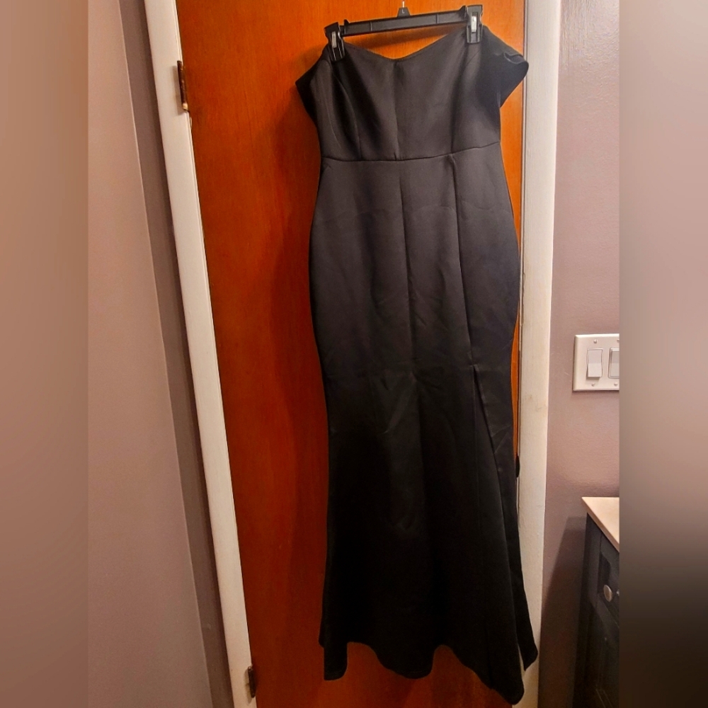 Elegant Black Off the Shoulder Dress